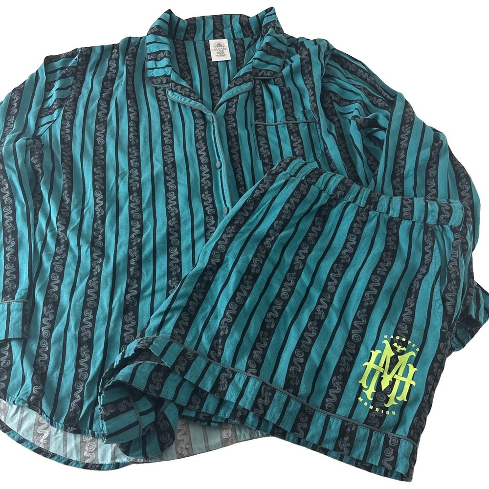 Disney Parks Haunted Mansion Pajama sleep set Womens 3X button up top & shorts
